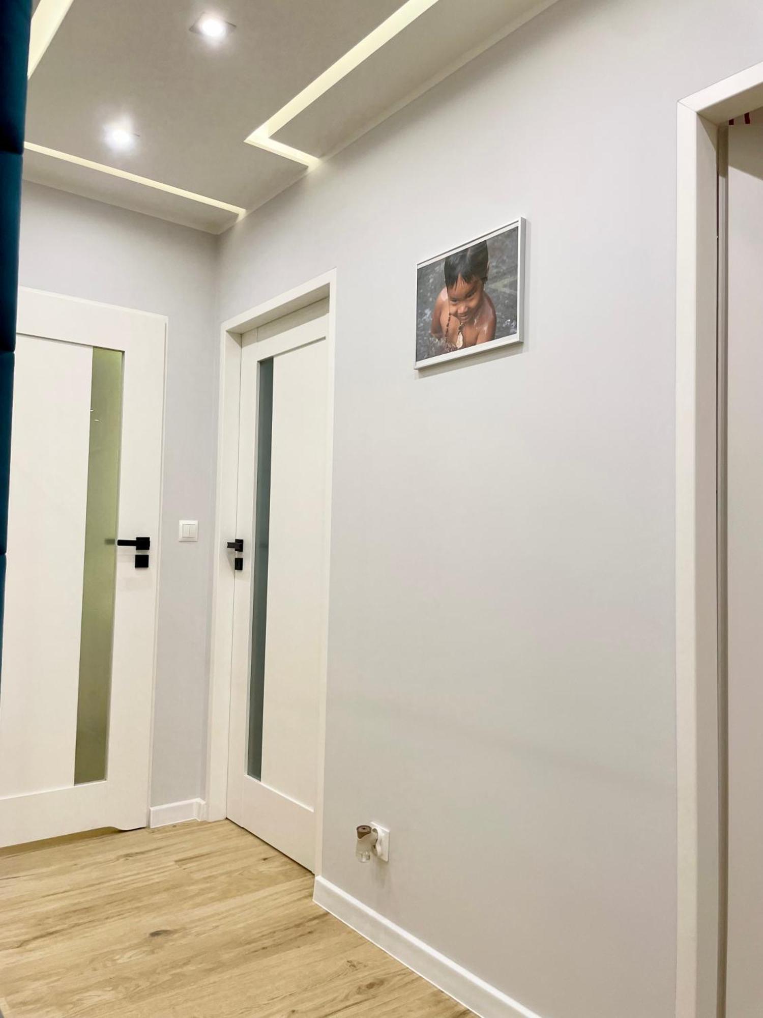 Comfortable Apart, Old Town, Free Parking, Hanging Bed, Wi-Fi, Lift, Aircon,Self Check-In 24H, Stare Miasto, Winda, Nowy Budynek, Garaz 0 Zl, Klima Вроцлав Екстер'єр фото