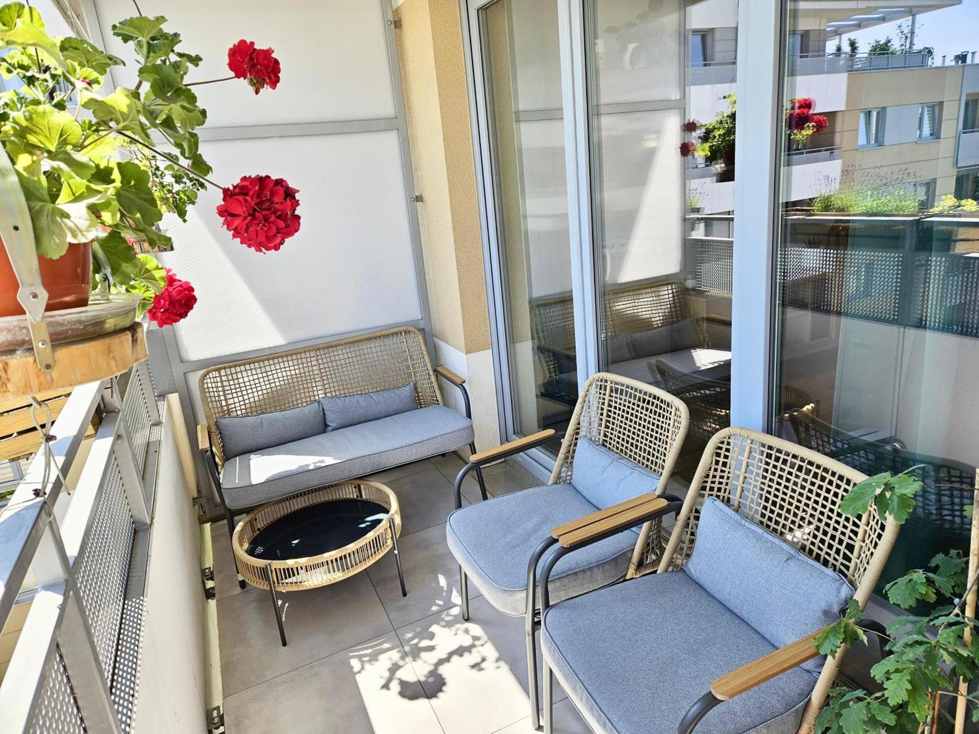 Comfortable Apart, Old Town, Free Parking, Hanging Bed, Wi-Fi, Lift, Aircon,Self Check-In 24H, Stare Miasto, Winda, Nowy Budynek, Garaz 0 Zl, Klima Вроцлав Екстер'єр фото
